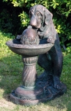Luxusní kašna / fontána -  pramen se psem